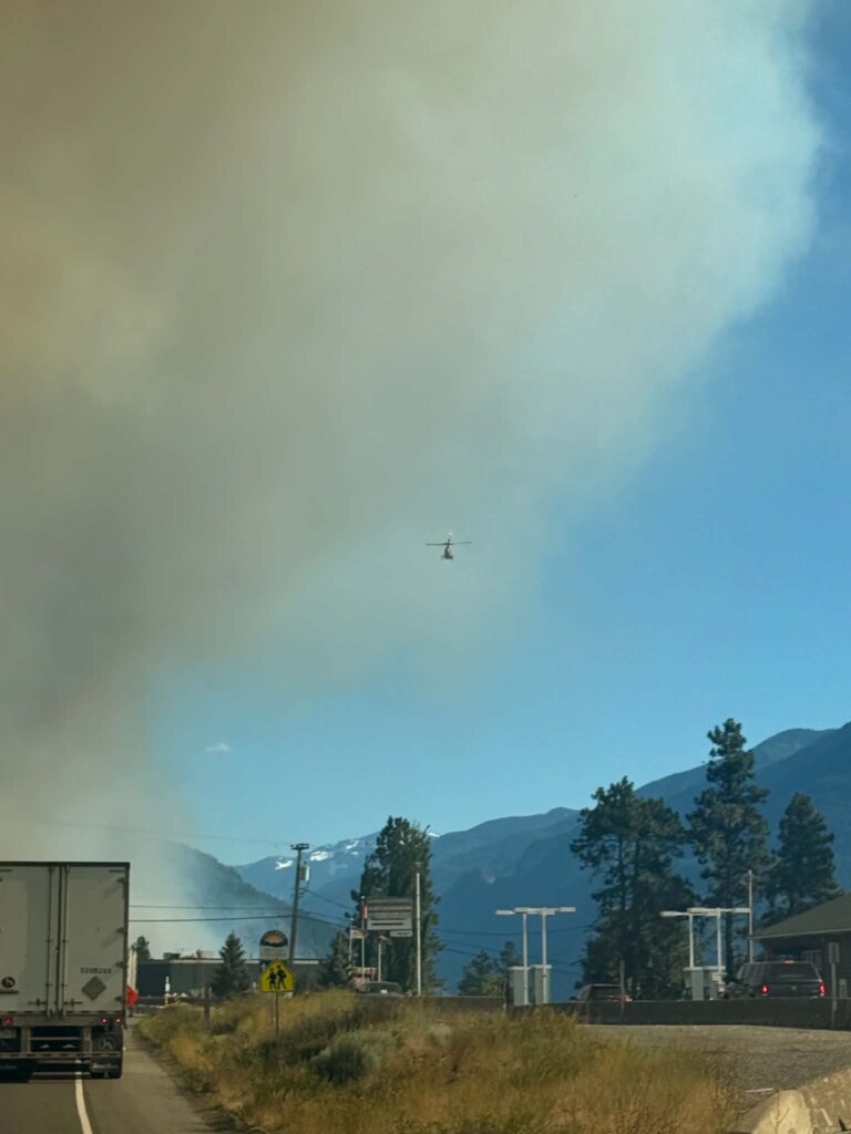 Wildfire ‘out of control’ near Lytton Friday evening – evacuation alert issued