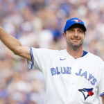 Blue Jays cap disappointing season with a win over Reds