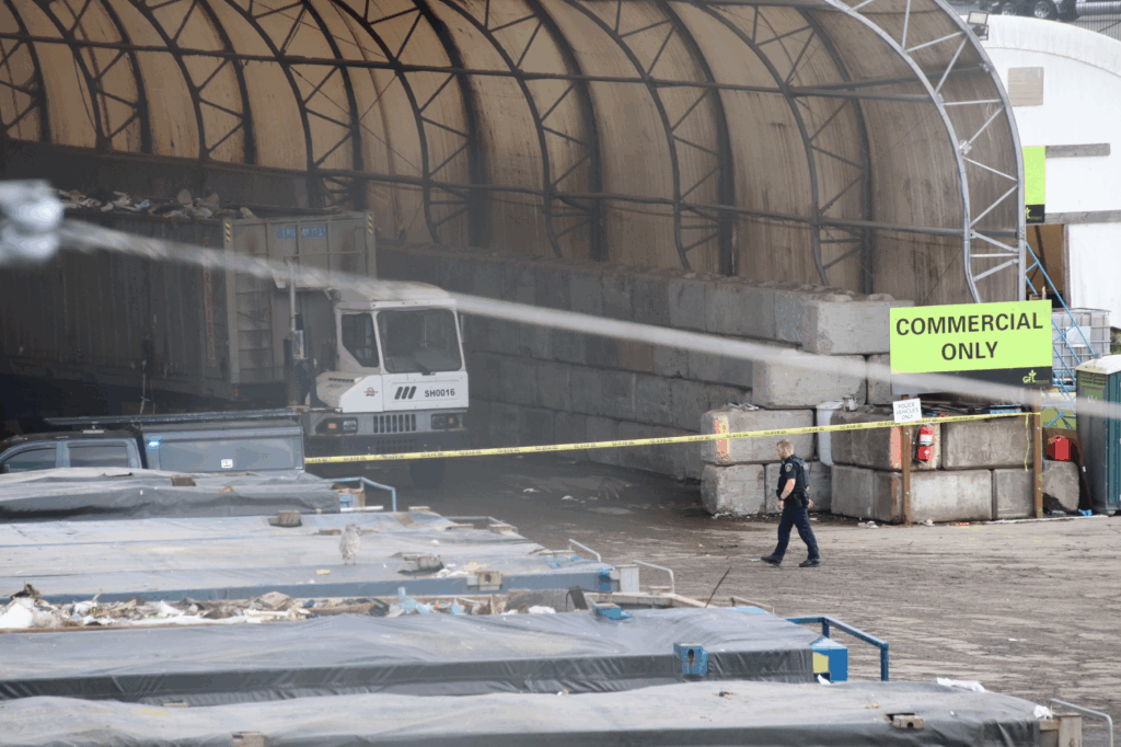 Worker struck by commercial vehicle at garbage transfer station in Abbotsford